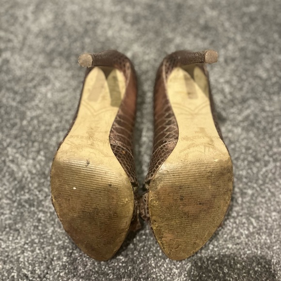 Enzo Angiolini Cute peep toe bow rose gold 3 inch heel - Picture 4 of 4